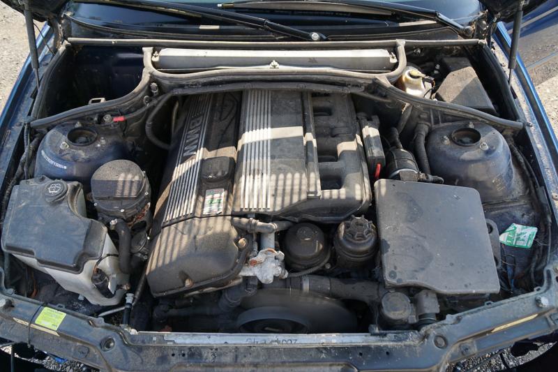 BMW - 325 - pic15