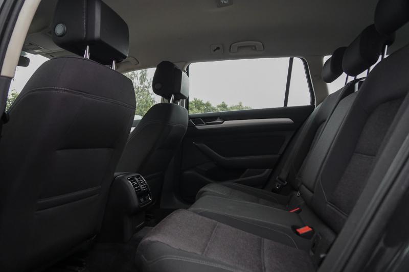 Volkswagen - Passat (B8) - pic20