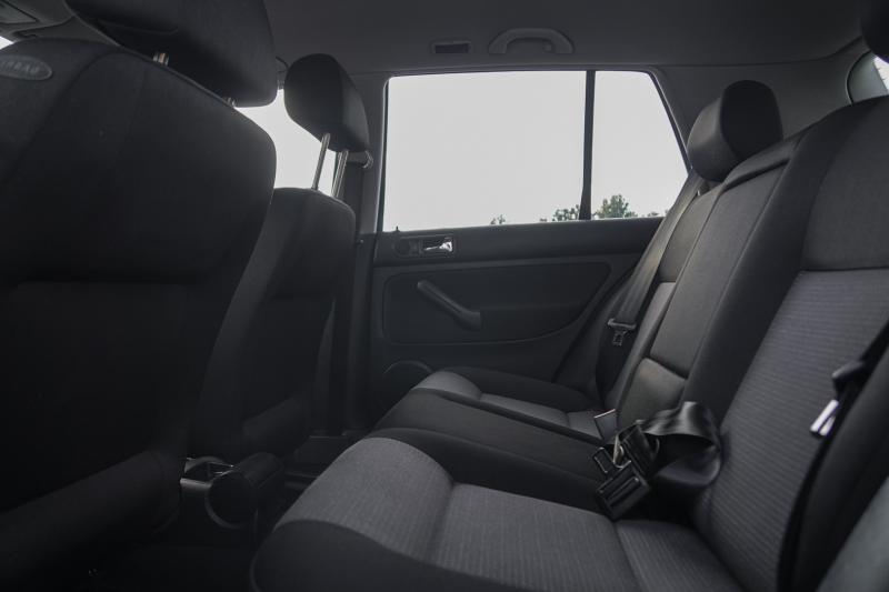 Volkswagen - Golf 4 - pic15