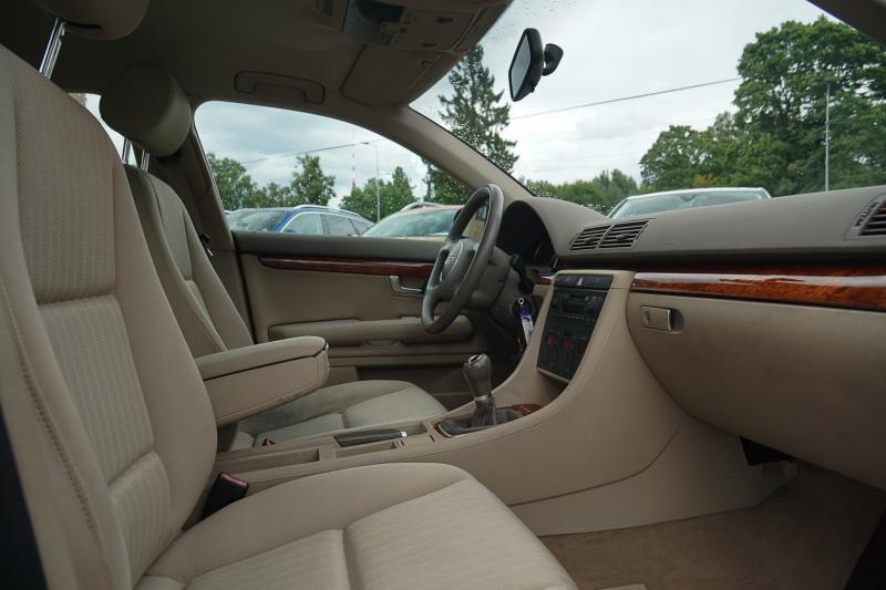 Audi - A4 - pic7