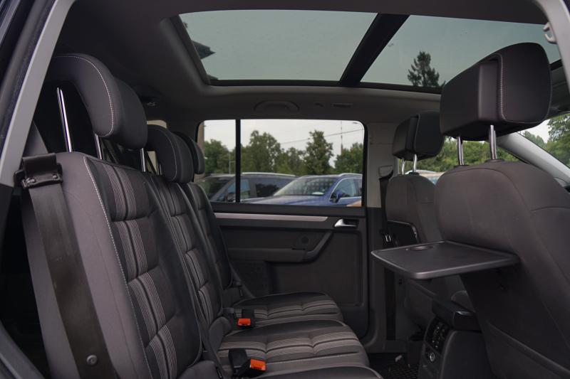Volkswagen - Touran - pic21