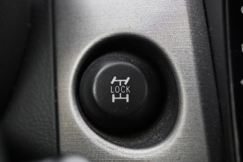 Toyota - RAV 4 - pic12