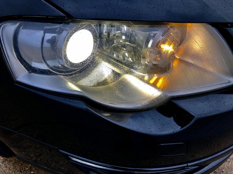 Volkswagen - Passat (B6) - pic5