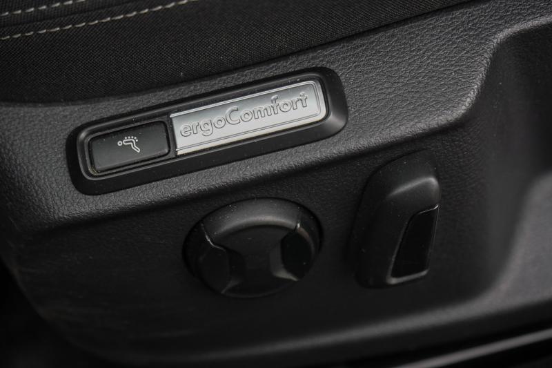 Volkswagen - Passat (B8) - pic13