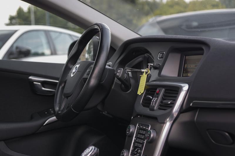 Volvo - V40 - pic6