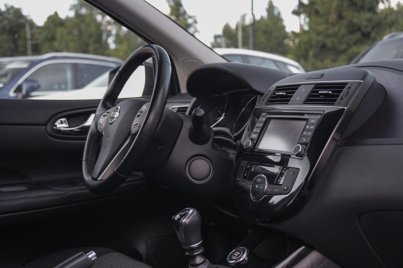 Nissan - Pulsar - pic6