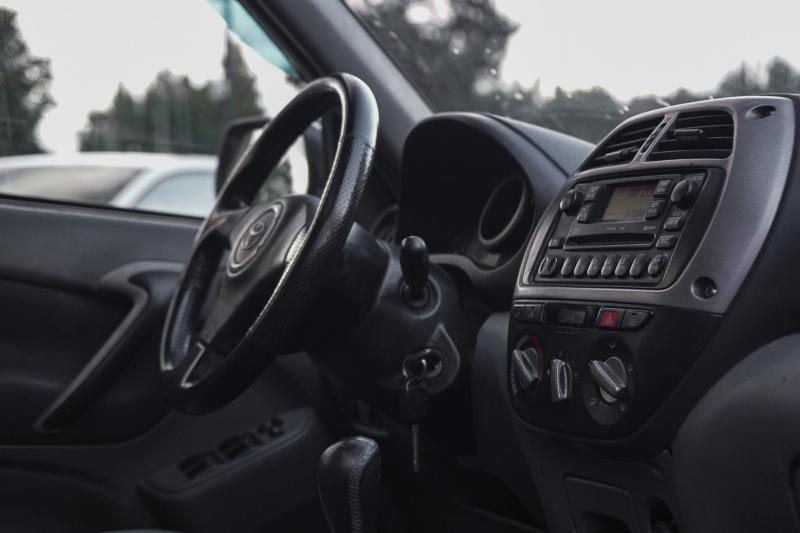 Toyota - RAV 4 - pic6