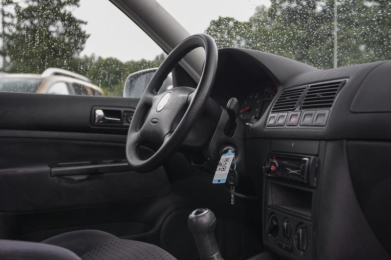 Volkswagen - Golf 4 - pic6
