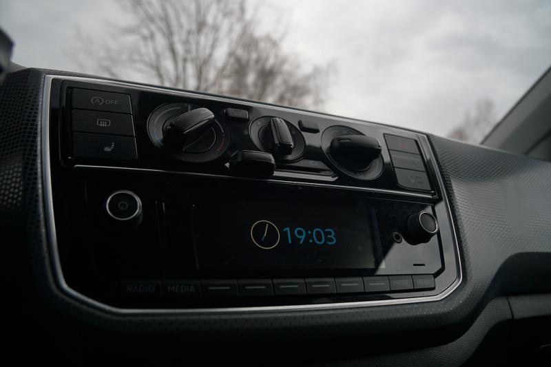 Volkswagen - Up! - pic11