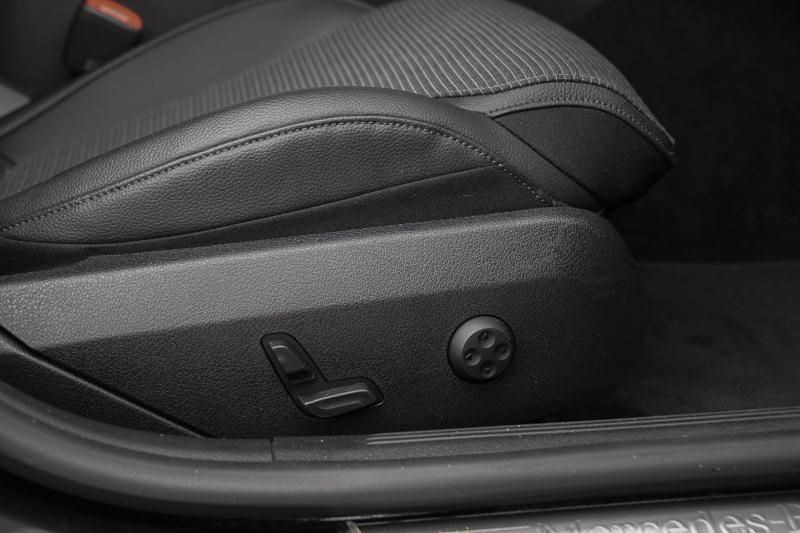 Mercedes - C200 - pic9