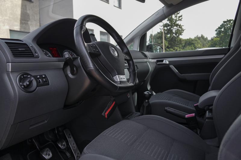 Volkswagen - Touran - pic20