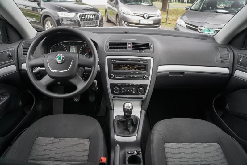 Skoda - Octavia - pic8