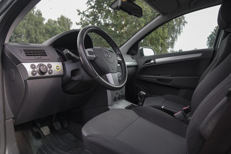 Opel - Astra - pic10
