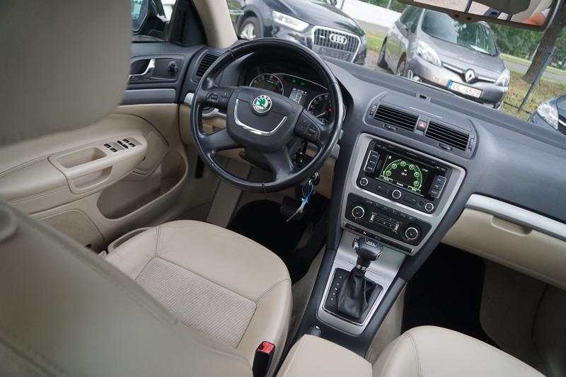 Skoda - Octavia - pic8