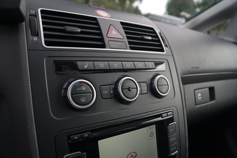Volkswagen - Touran - pic17