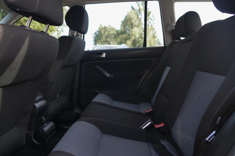 Volkswagen - Golf 4 - pic17