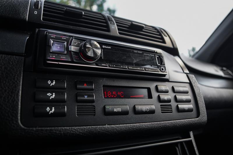 BMW - 320 - pic12
