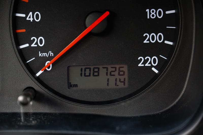 Volkswagen - Golf 4 - pic12
