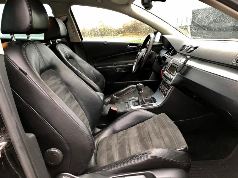 Volkswagen - Passat (B6) - pic9