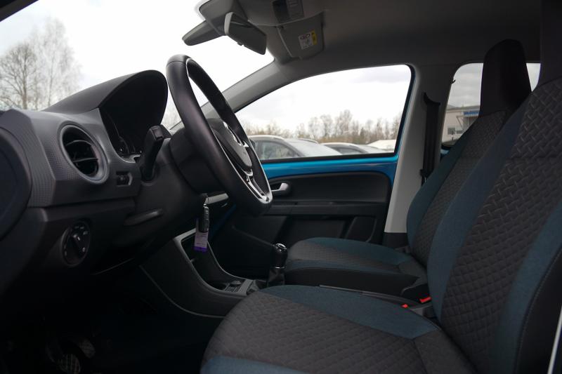 Volkswagen - Up! - pic19