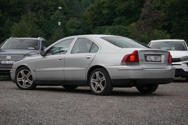 Volvo - S60 - pic3