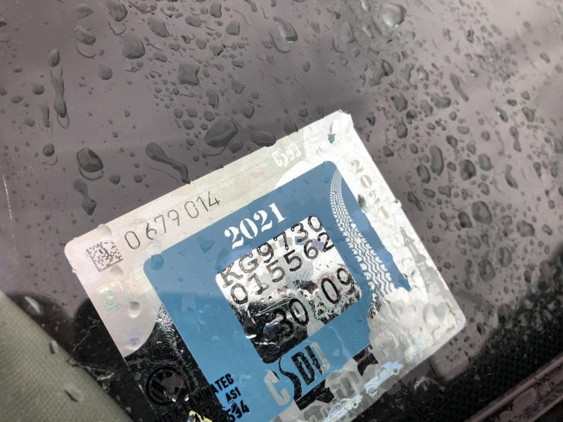 Volkswagen - Passat (B6) - pic21