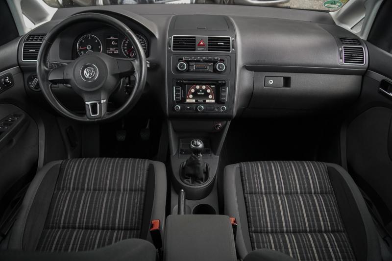 Volkswagen - Touran - pic8