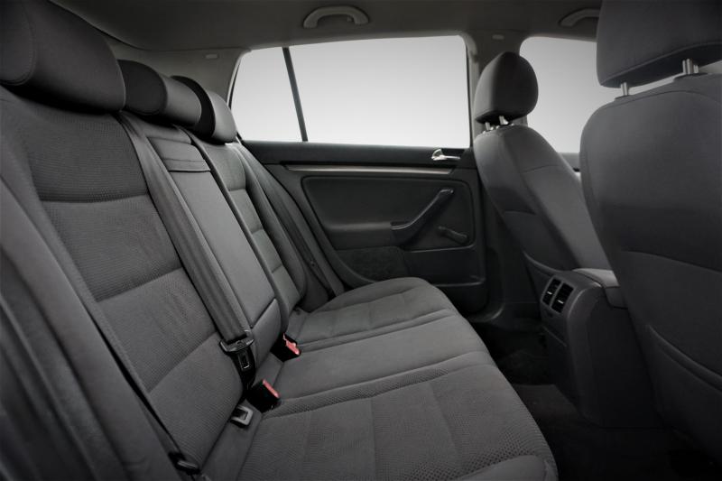 Volkswagen - Golf 5 - pic12
