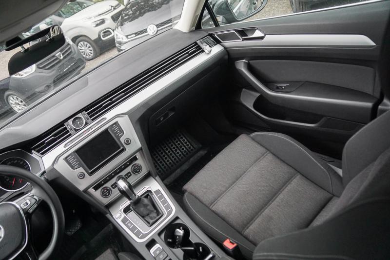 Volkswagen - Passat (B8) - pic9