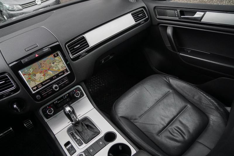 Volkswagen - Touareg - pic10