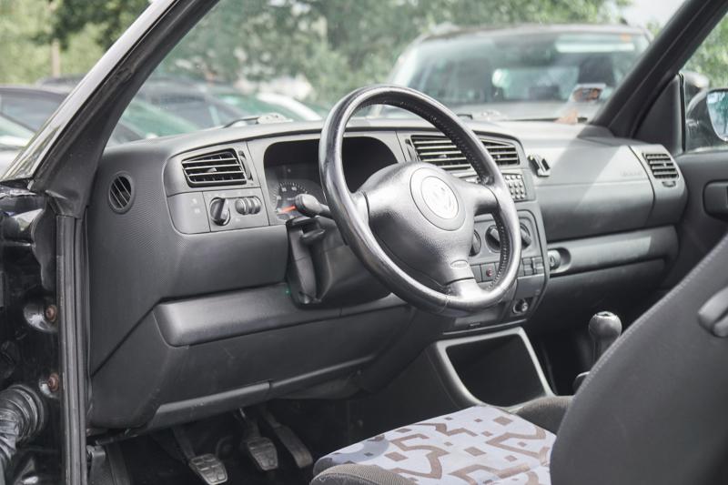 Volkswagen - Golf 4 - pic8