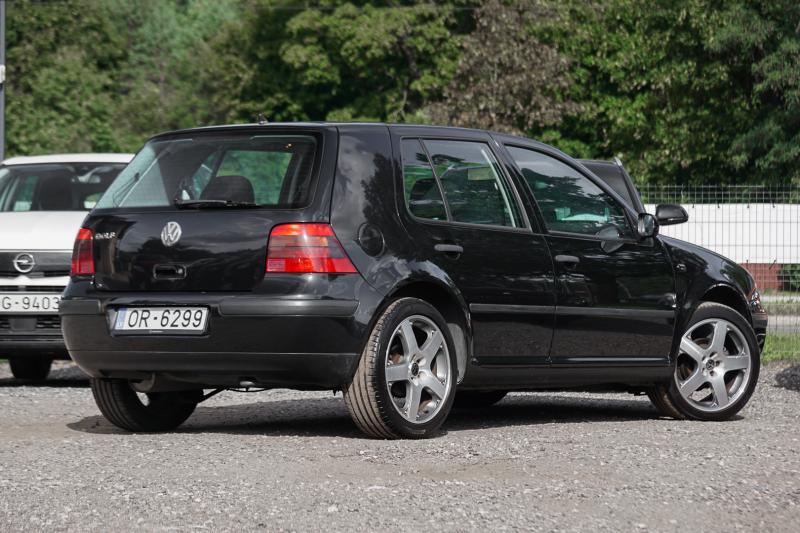 Volkswagen - Golf 4 - pic4