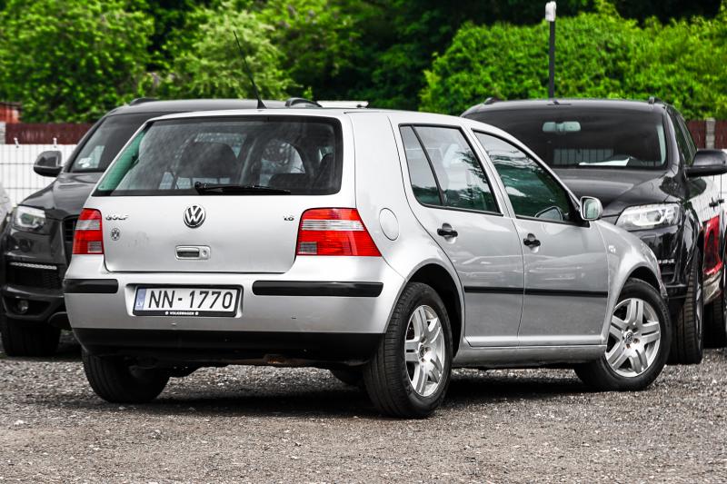 Volkswagen - Golf 4 - pic4