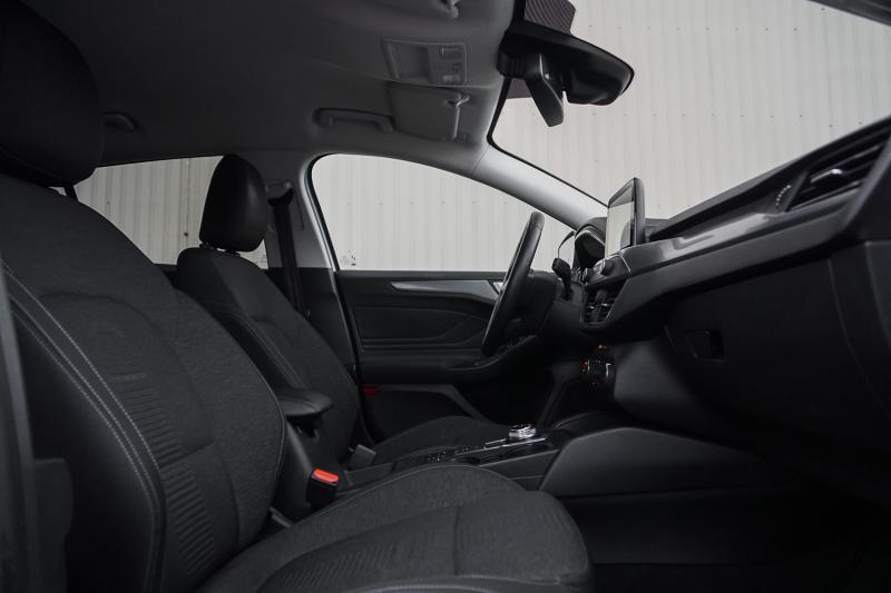 Ford - Focus - pic7