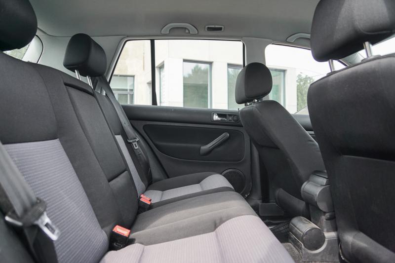 Volkswagen - Golf 4 - pic14