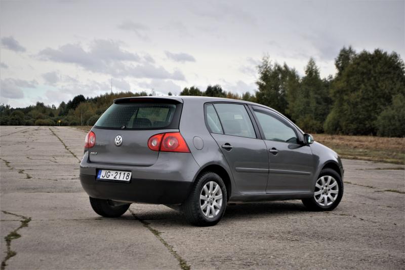 Volkswagen - Golf 5 - pic6