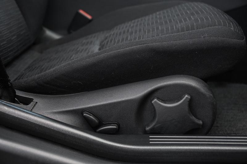 Mercedes - C180 - pic7