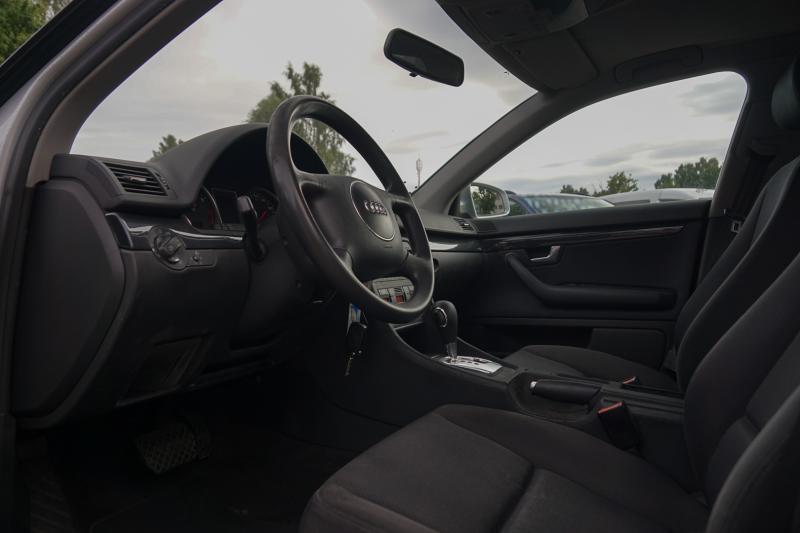 Audi - A4 - pic10