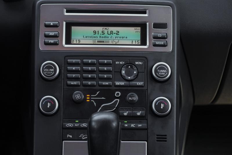 Volvo - XC 70 - pic8