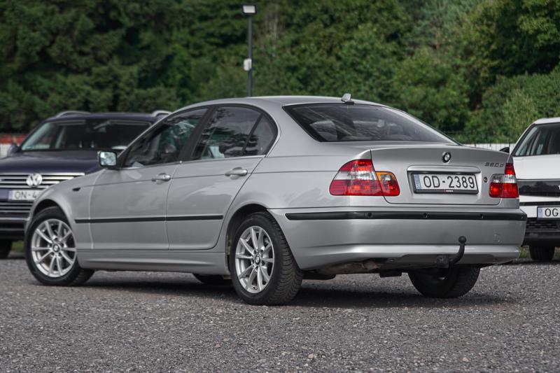BMW - 320 - pic3