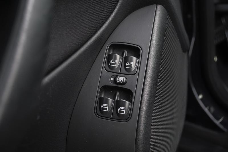 Mercedes - C180 - pic18