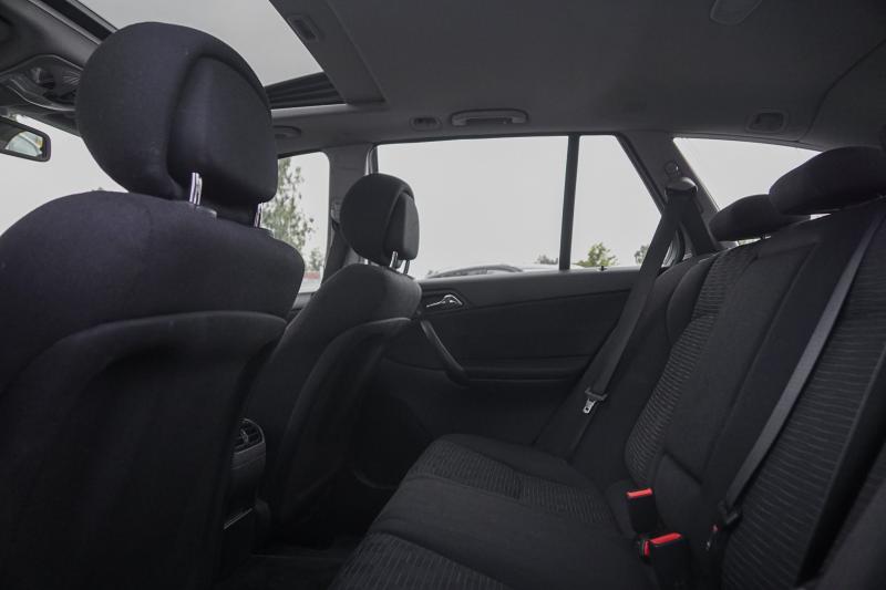 Mercedes - C180 - pic23
