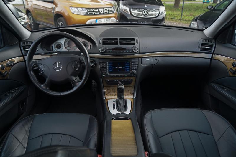 Mercedes - E55 AMG - pic9