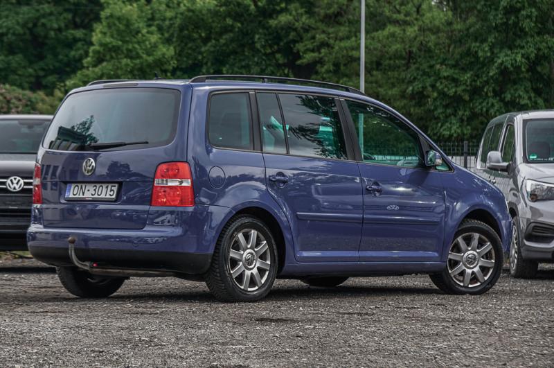 Volkswagen - Touran - pic4