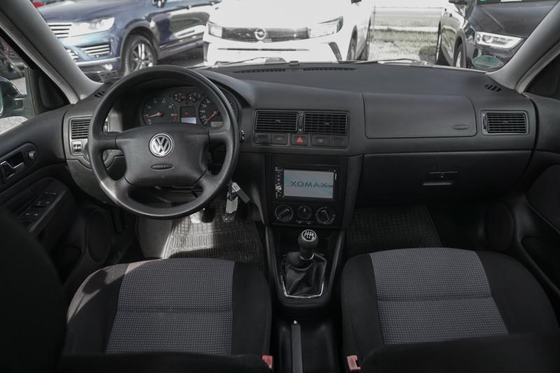 Volkswagen - Golf 4 - pic9
