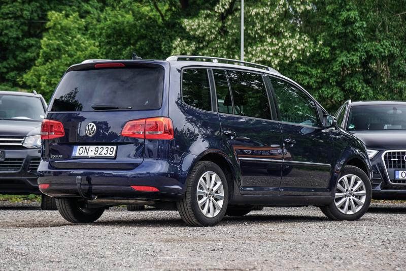 Volkswagen - Touran - pic4