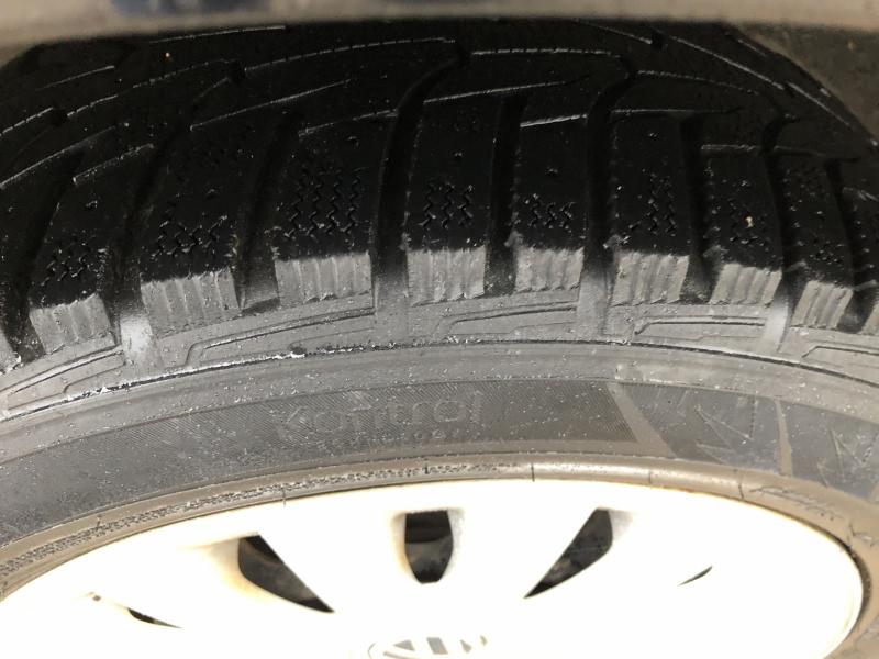 Volkswagen - Passat (B6) - pic22