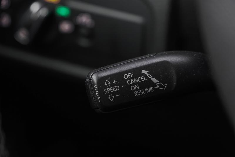 Volkswagen - Touareg - pic20