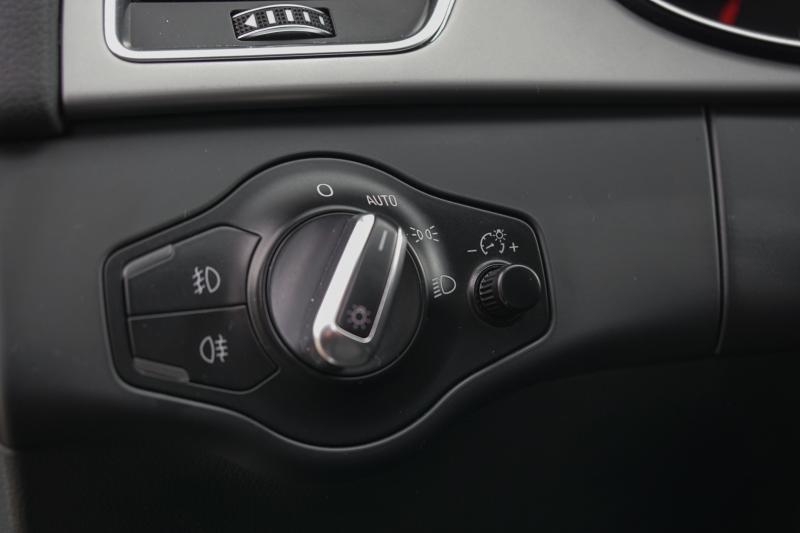 Audi - A4 - pic17