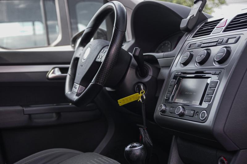 Volkswagen - Touran - pic8